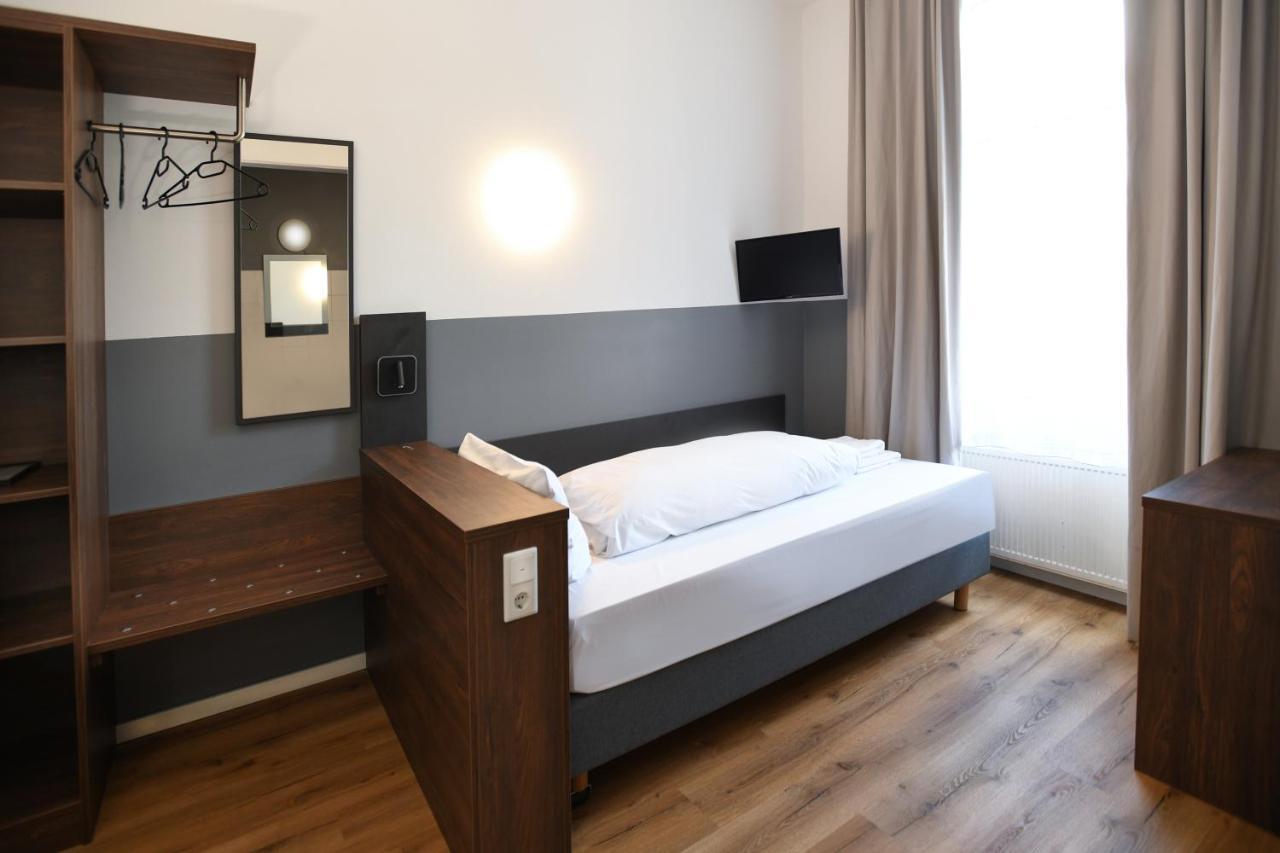 Hotel Apadana Frankfurt فرانكفورت المظهر الخارجي الصورة