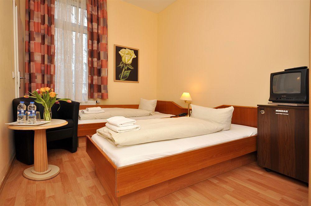 Hotel Apadana Frankfurt فرانكفورت المظهر الخارجي الصورة